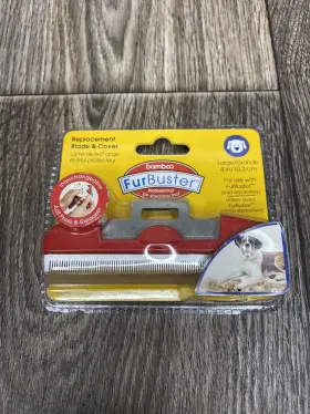 859328102466 FURBUSTER Blade Cover Shedding Tool Dog
