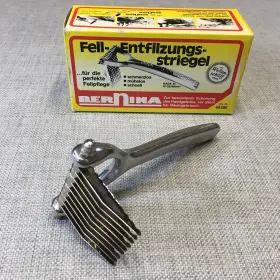 40295 BERNINA Fur Dematting Comb Serrated Edge Cover #2
