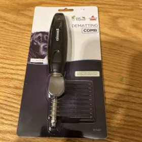 1615687 BISSELL Pet Dematting Comb Hair Dog
