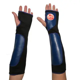 860002982656 BITEBUSTER Scratchbuster Pro Sleeve