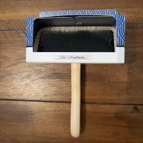 819774015079 CHRISTENSEN Chris Slicker Brush