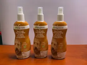748406003514 ESPREE Compana Pet Wavy Curly Detangler Tearless