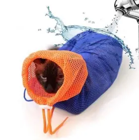 726084741355 FAMOORE Cat Bag Puppy Dog Cleaning Mesh Biting