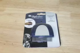 045663970796 FOUR PAWS Magic Coat Dog Palm Flea Comb