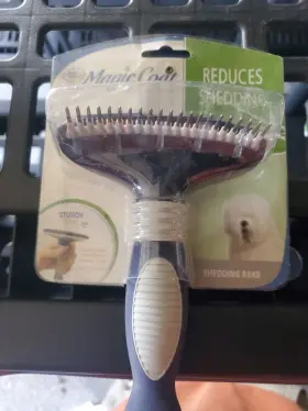 045663971236 FOUR PAWS Magic Coat Cleaning Undercoat Dog Rake