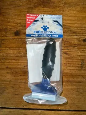 817314000097 FURMINATOR Deshedding Tool Removal Undercoat