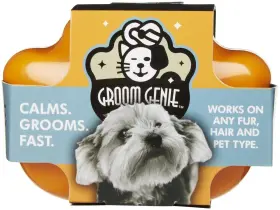 86010 GROOM GENIE Dog Brush Ergonomic Paw Design Calms Pets