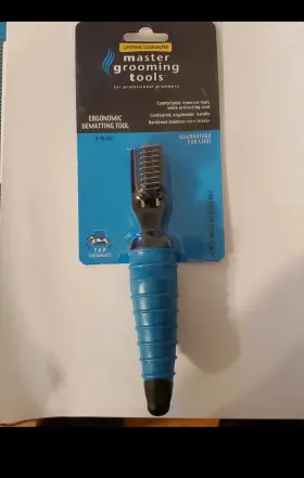 TP069-06 MASTER GROOMING TOOLS Mgt Ergonomic Dematting Tool