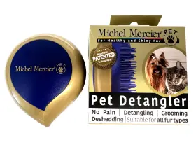 853564007479 MICHEL MERCIER Pet Detangler Brush Pain