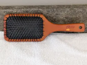 FF8560 OSTER Pet Dog Detangling Paddle Brush Bristles Wood