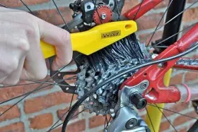 PED222 PEDROS Toothbrush Bicyle Cleaning Brush #2