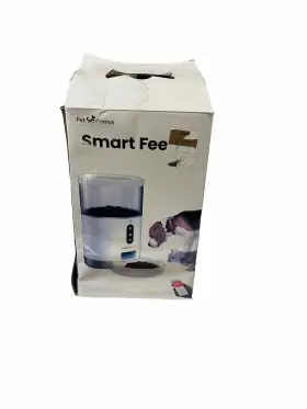 PET212-NOC-STK-4 PET GENIUS Smartfeeder Wi Fi Camera Box