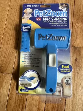 080313080388 PETZOOM Pet Zoom Cleaning Brush Tv Massaging Dog #3