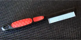 TM31308 RYANS PET SUPPLIES Paw Brothers Flea Comb Dogs Cats #2