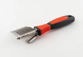 TM31709 RYANS PET SUPPLIES Paw Brothers Dematting Tool Dog #2