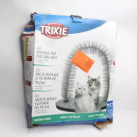 23130 TRIXIE Cat Massager Bristle Ring Brush