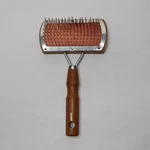 Vintage Oster Professional Pet Slicker Brush Wood Handle Made In Taiwan Brown. Fixed Price $14.40.