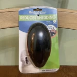 Four Paws Magic Coat Palm Control Reduce Shedding Dual Blade Dog Brush. Fixed Price $5.02.