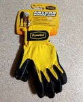 New - Pair Of Pyranha Grooming/bathing Gloves Medium. Fixed Price $14.99.