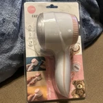 Core Home Fabric Shaver & Lint Brush Remover Battery Operated Portable Travel. Fixed Price $20.00.