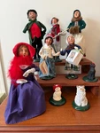 Byers Choice Lot Of 6 Carolers, 2 Cats And Dog - Terrific!. Fixed Price $149.99.