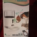 Pet Genius Smart Feeder W/ Live Wi-fi Camera 4l Capacity Food Bowl - New. Fixed Price $89.95.